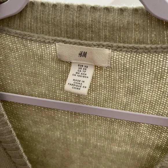 Knit Button-up Cardigan - Picture 2 of 3